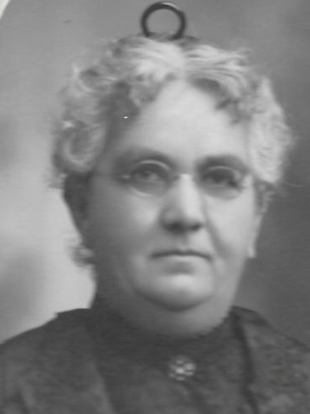 Elizabeth Chandler (1853 - 1926) Profile